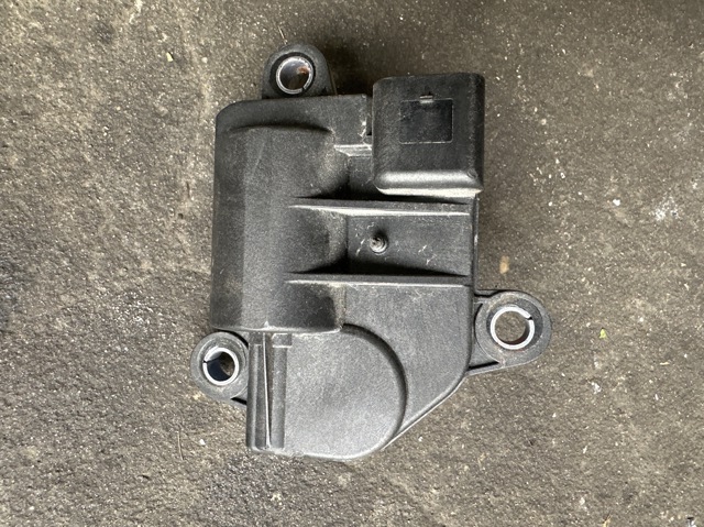 Мотор заслінки рециркуляції повітря 18308632154 BMW