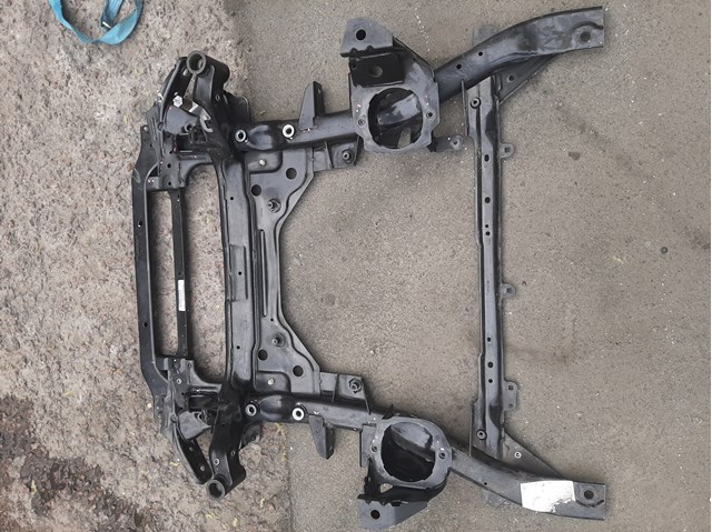 Передня балка 31116779357 BMW