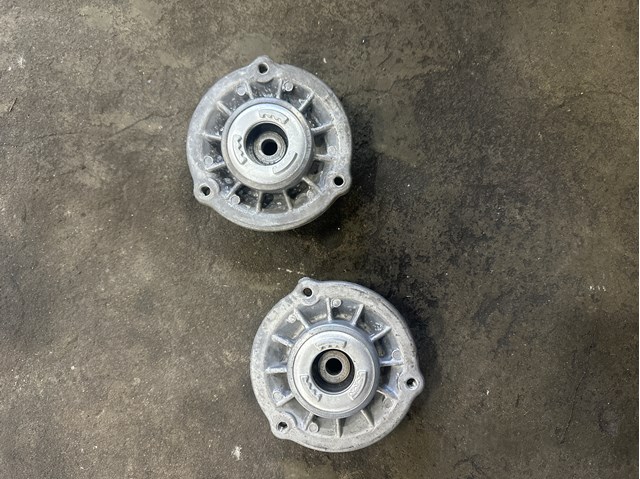 Подушка амортизатора переднього 31306866260 BMW