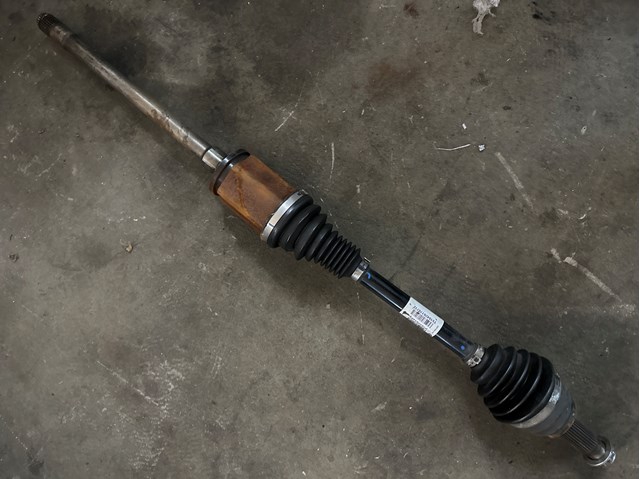 Привід правий 31607622914 BMW