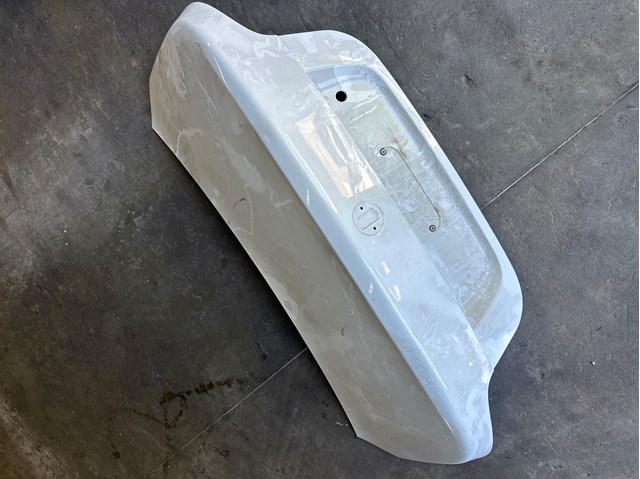 Кришка багажника кузова 41627168761 BMW