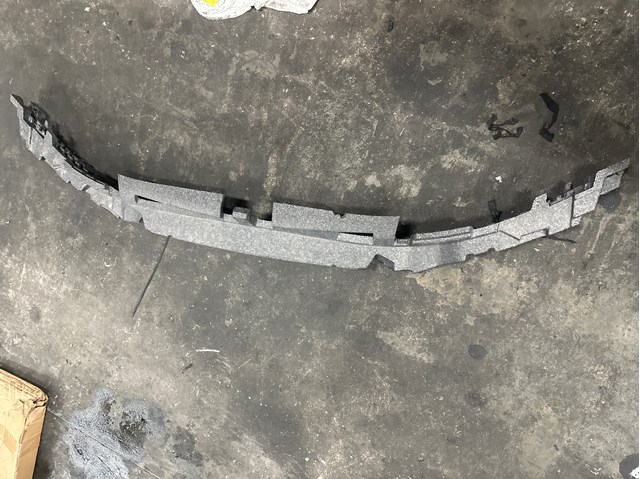 Наповнювач бампера переднього 51118062786 BMW