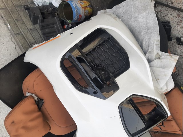 Решітка переднього бампера, ліва 51118069213 BMW
