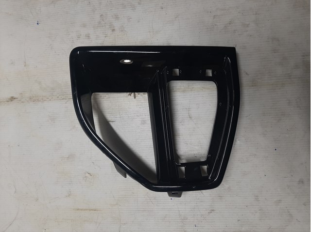 Накладка бампера переднього, ліва 51118074269 BMW