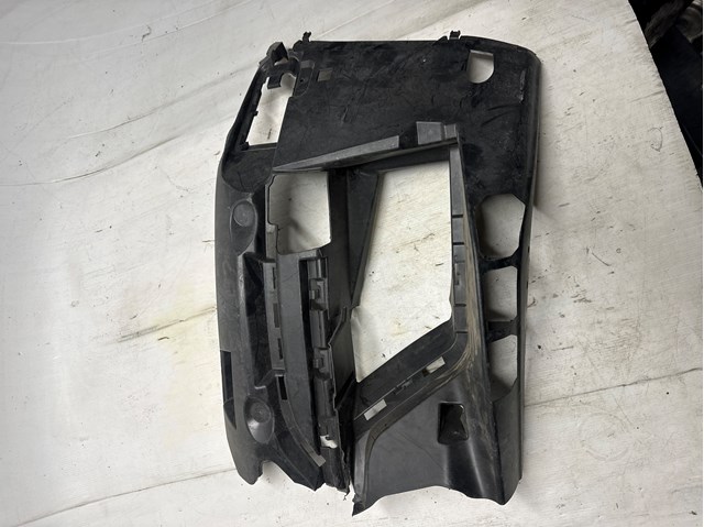 Молдинг бампера переднього, лівий 51118080583 BMW