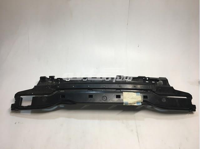 Кронштейн бампера заднього, центральний 51128053584 BMW