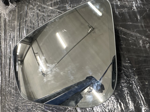 Дзеркальний елемент лівий 51167445413 BMW