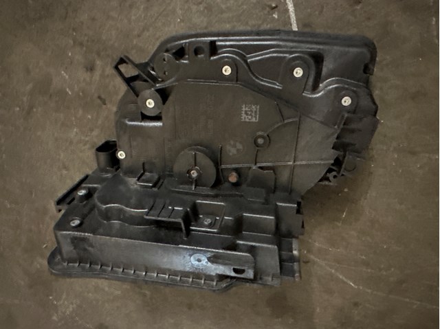 Замок задніх дверей, правих 51227477698 BMW