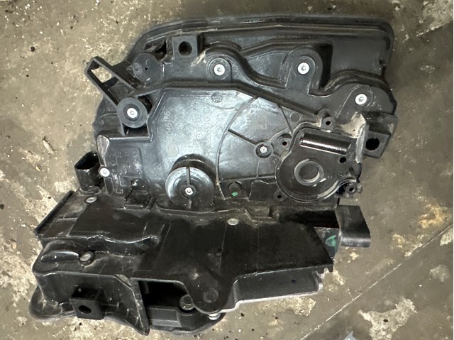 Замок задньої дверї, правої 51227477706 BMW