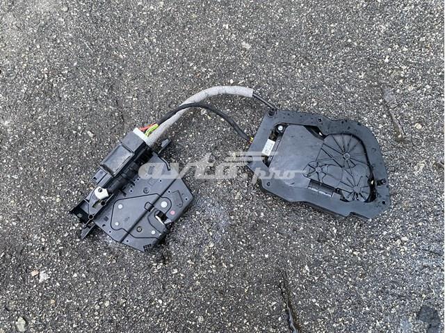 Замок 3/5-х дверей, задній 51247191211 BMW