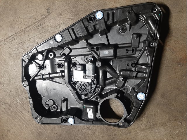 Механізм склопідйомника двері задньої, лівої 51357498153 BMW