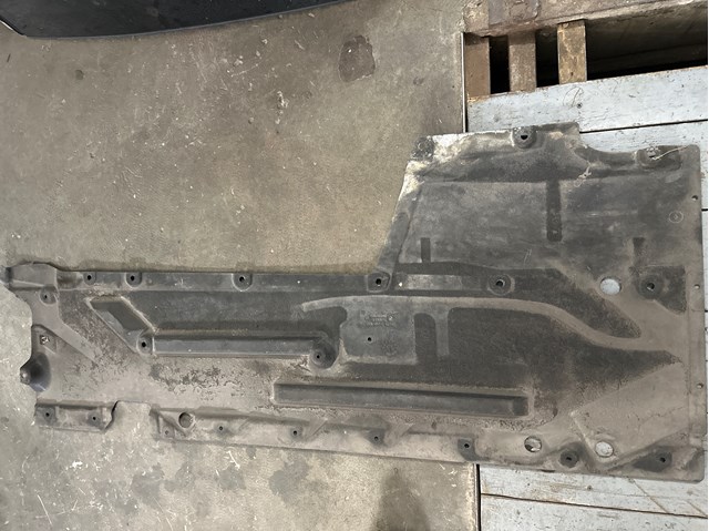 Захист днища, задній правий 51757241836 BMW