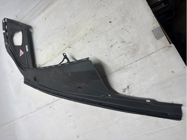 Накладка переднього лівого крила 51767019803 BMW