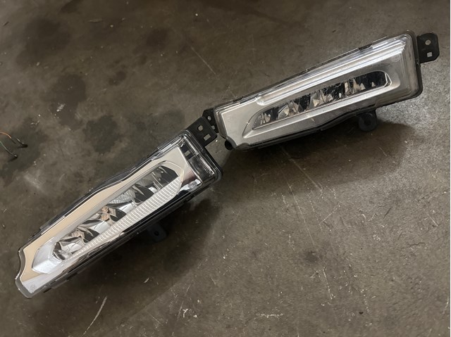 Протитуманка права 63177412528 BMW