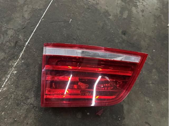 Задня ліва внутрішня фара 63217217309 BMW