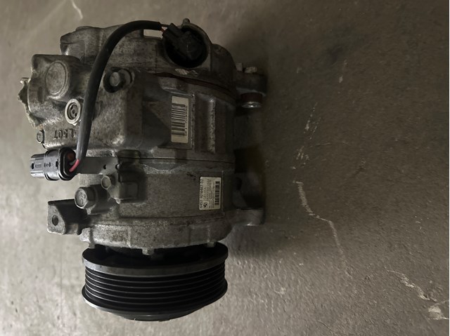 Компресор кліматичної установки 64529216467 BMW
