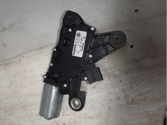 Двигун склоочисника заднього скла 67637311415 BMW