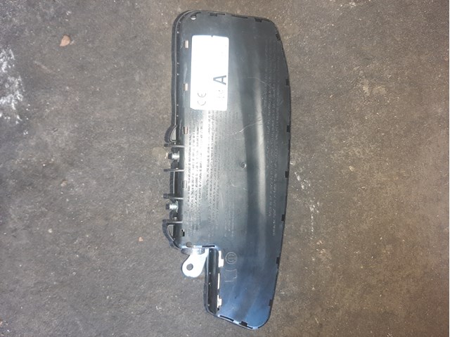 Подушка переднього сидіння 72127467208 BMW