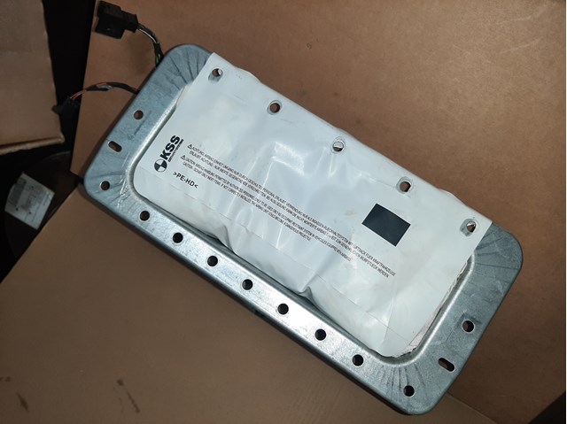 Подушка безпеки бокова 72129252311 BMW
