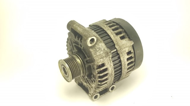 Авто генератор 0121615027 BOSCH