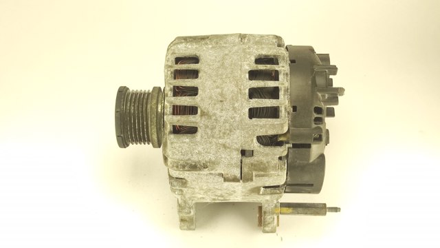 Генератор автомобільний 03L903023L VAG