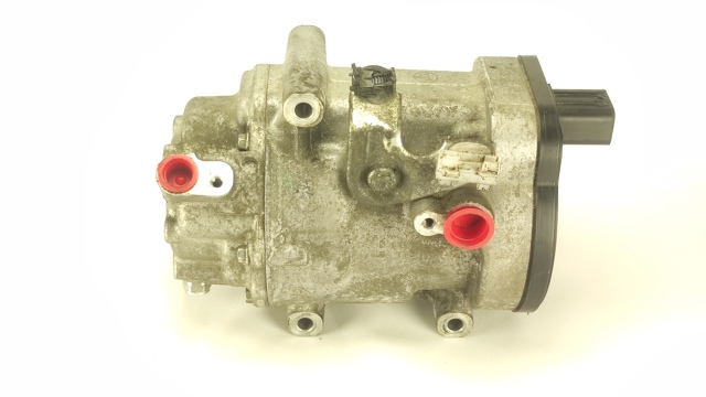 Компресор кондиціонера 0424001201 TOYOTA