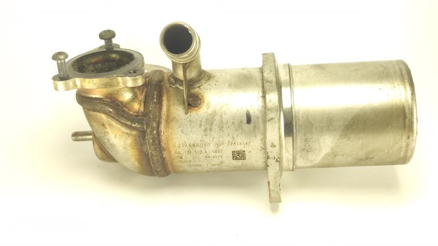 Радіатор системи рециркуляції ОГ 04L131512A VAG