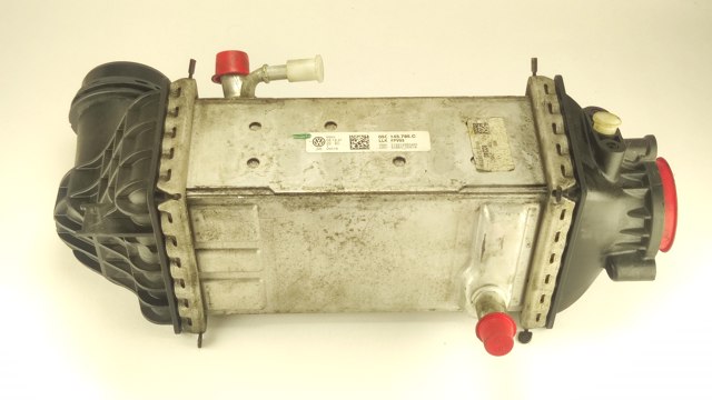Радіатор інтеркулера 05C145785C VAG