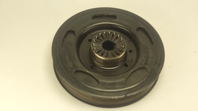 Шків колінвала 06H105243G VAG