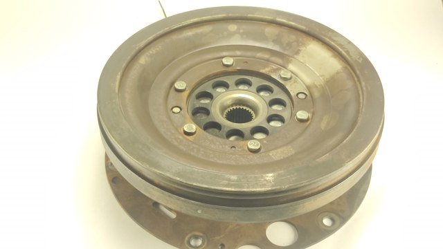 Маховик із зубчастим ободом в зборі 0B5105317G VAG