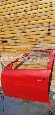 Водійські двері 13274118 OPEL