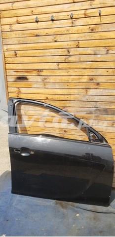Пасажирські передні двері 13274119 OPEL