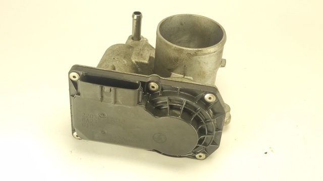 Заслінка повітряна 2203047040 TOYOTA
