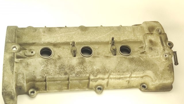 Кришка клапанна, права 2242037110 HYUNDAI