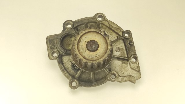 Насос охолодження 31293668 VOLVO