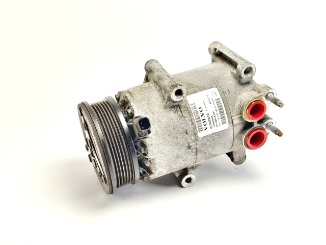 Компресор кондиціонера 31332616 VOLVO