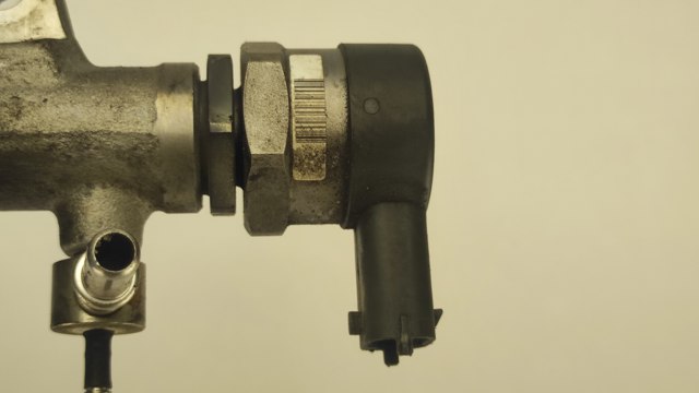Регулятор тиску палива в паливній рейці 314022F600 HYUNDAI