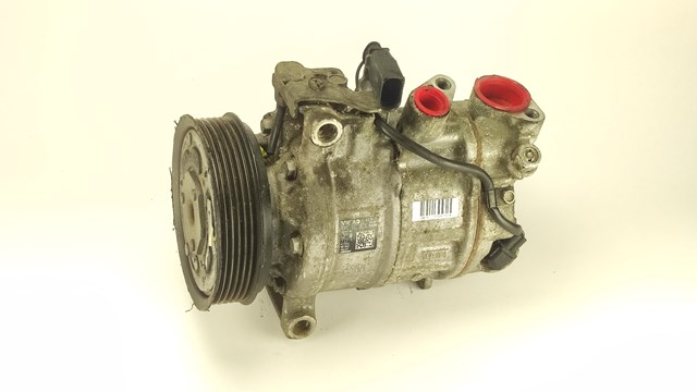Компресор кондиціонера 4M0820803L VAG