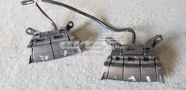 Блок кнопкових перемикачів рульового колеса 4M5T9E740AA FORD