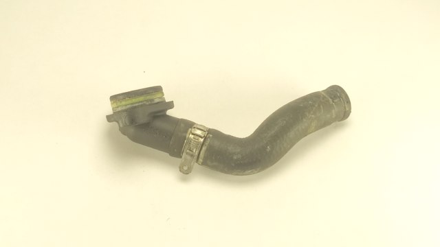 Водяний патрубок 504377461 FIAT