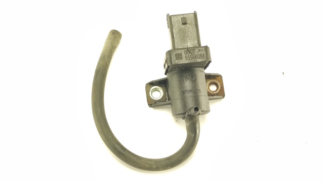 Клапан соленоїд регулювання заслонки EGR 55566051 GM