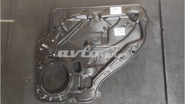 Склопідйомник задніх правих дверей 5K4839730G VAG