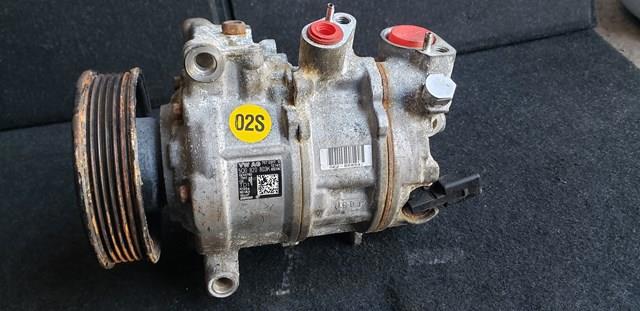 Компресор кондиціонера 5Q0820803K VAG