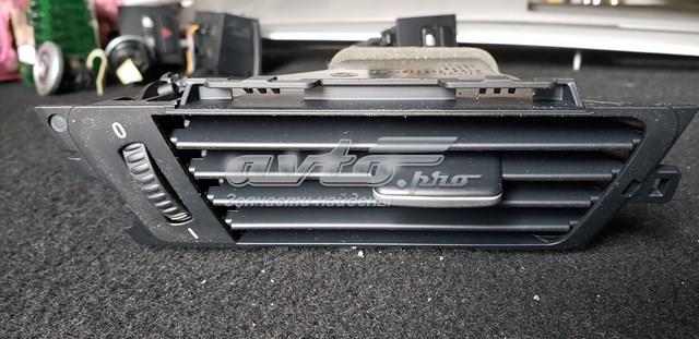 Решітка повітроводу права 64226922634 BMW