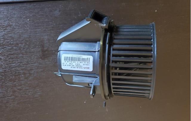 Мотор вентилятора печки (отопителя салона) оригинал 6441 CS