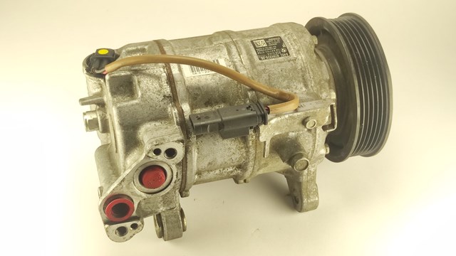 Компресор холодоагенту 64529299329 BMW
