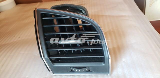 Решітка повітропровода права 6V0819702CRYP VAG