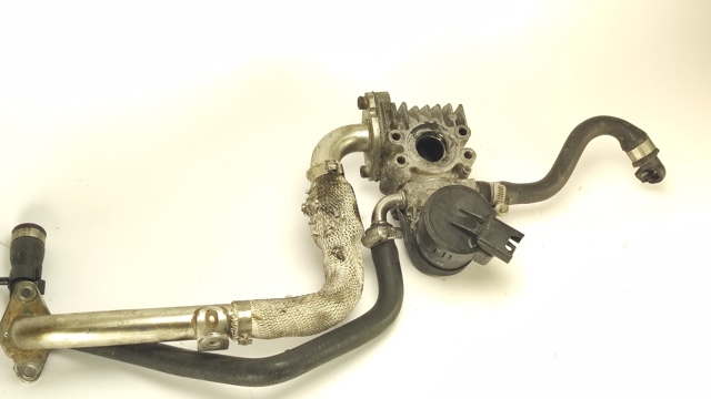 Клапан EGR 7548415 BMW