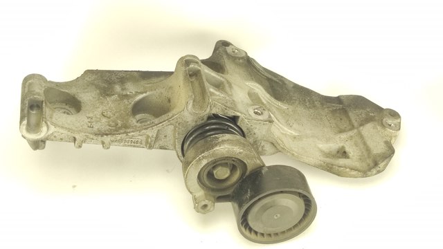 Кронштейн генератора (натяжний) 8200669494 RENAULT