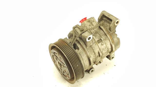 Компресор холодоагенту 883100K114 TOYOTA